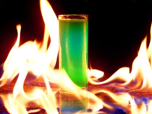 un vaso entre llamas